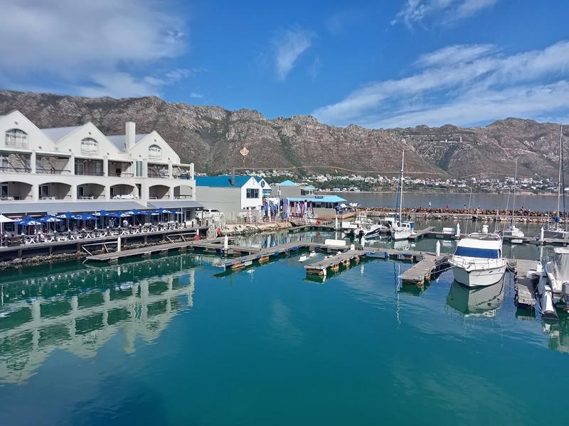To Let 3 Bedroom Property for Rent in Somerset West Western Cape